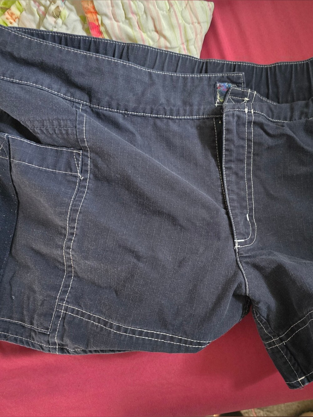 Navy Blue Nike Board Shorts with Contrast Stitching - Picture 1 of 4